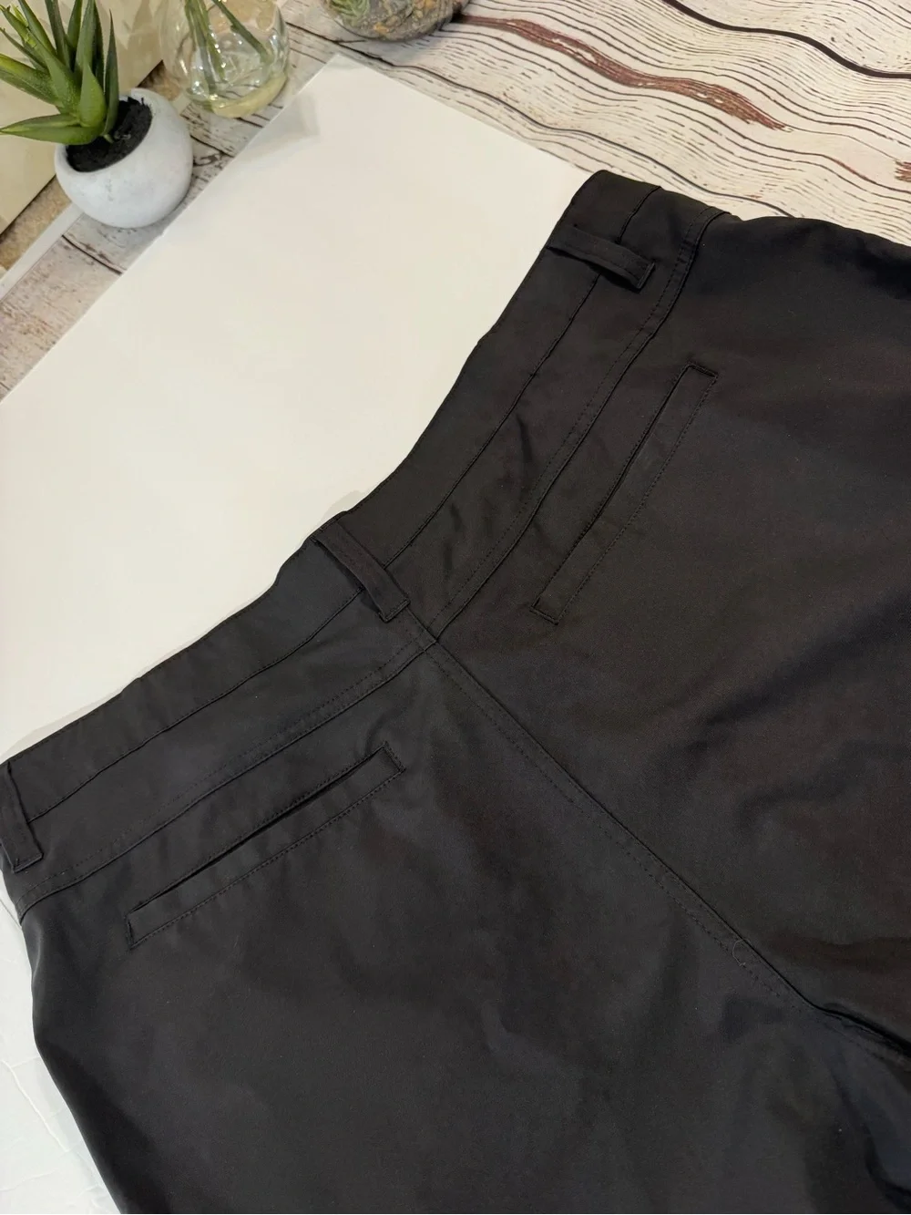 Hawke & Co Black Men's Cargo Shorts 38 - Picture 8 of 8